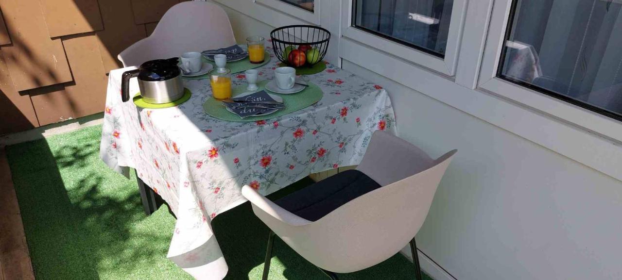 90 M2 In Sulzbach 2 Minuten Fussweg Zum Krankenhaus *